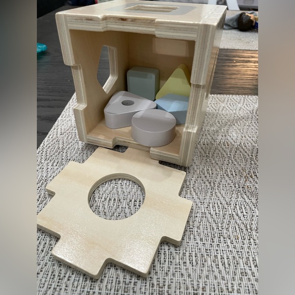 Guanyi Toy Bundle - Picture 3 of 6